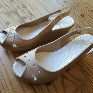 CROCS Tan Beige Rubber Peep Toe Wedge Sandals